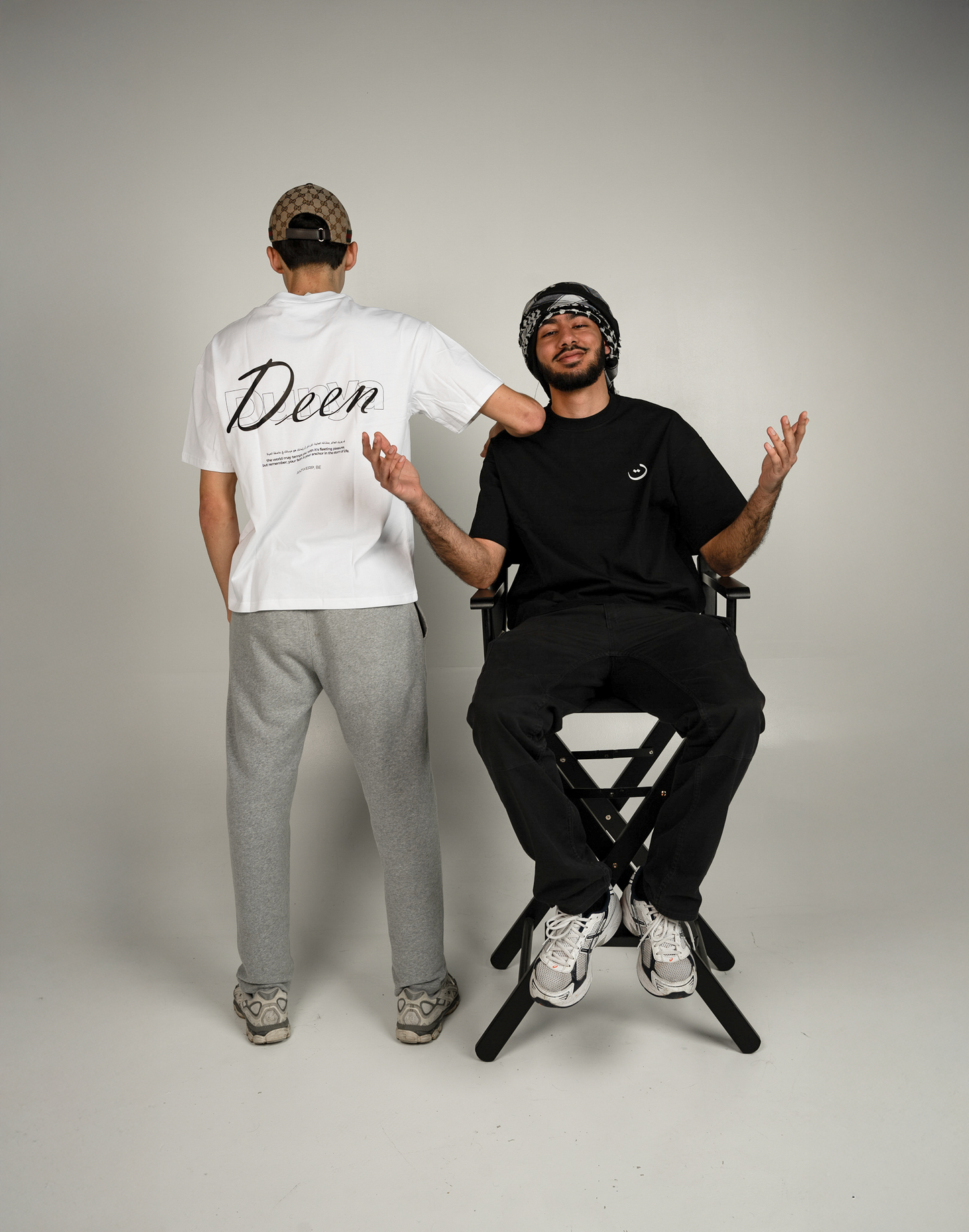 DEEN OVER DUNYA - T-shirt - Black